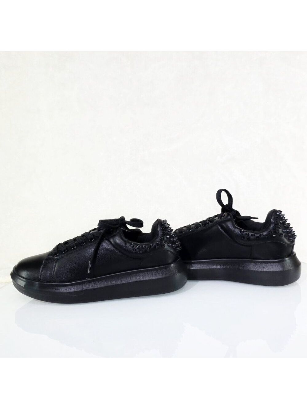 Mens Light Weight Spiked Sneakers Black Prince